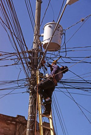 Honduran Electrics 